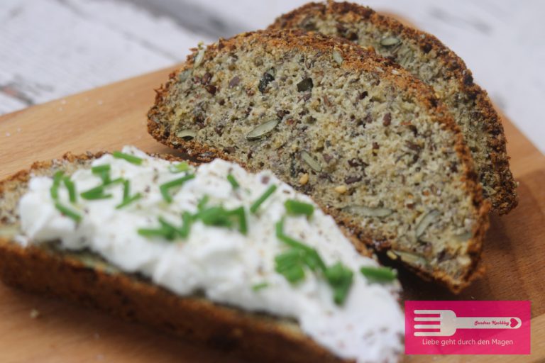 Eiweißbrot (Low Carb) - Sandras Kochblog