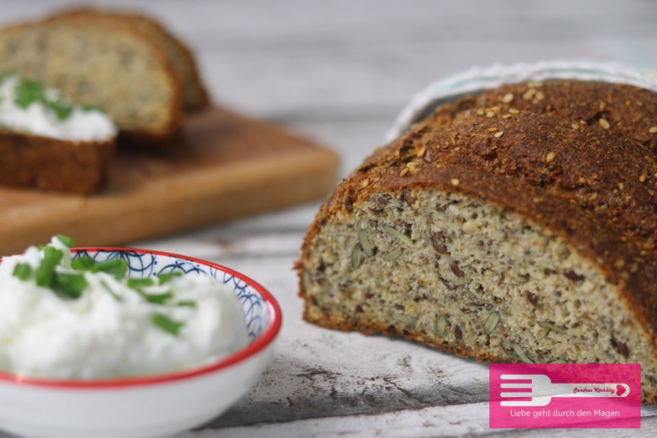 Eiweißbrot (Low Carb) - Sandras Kochblog