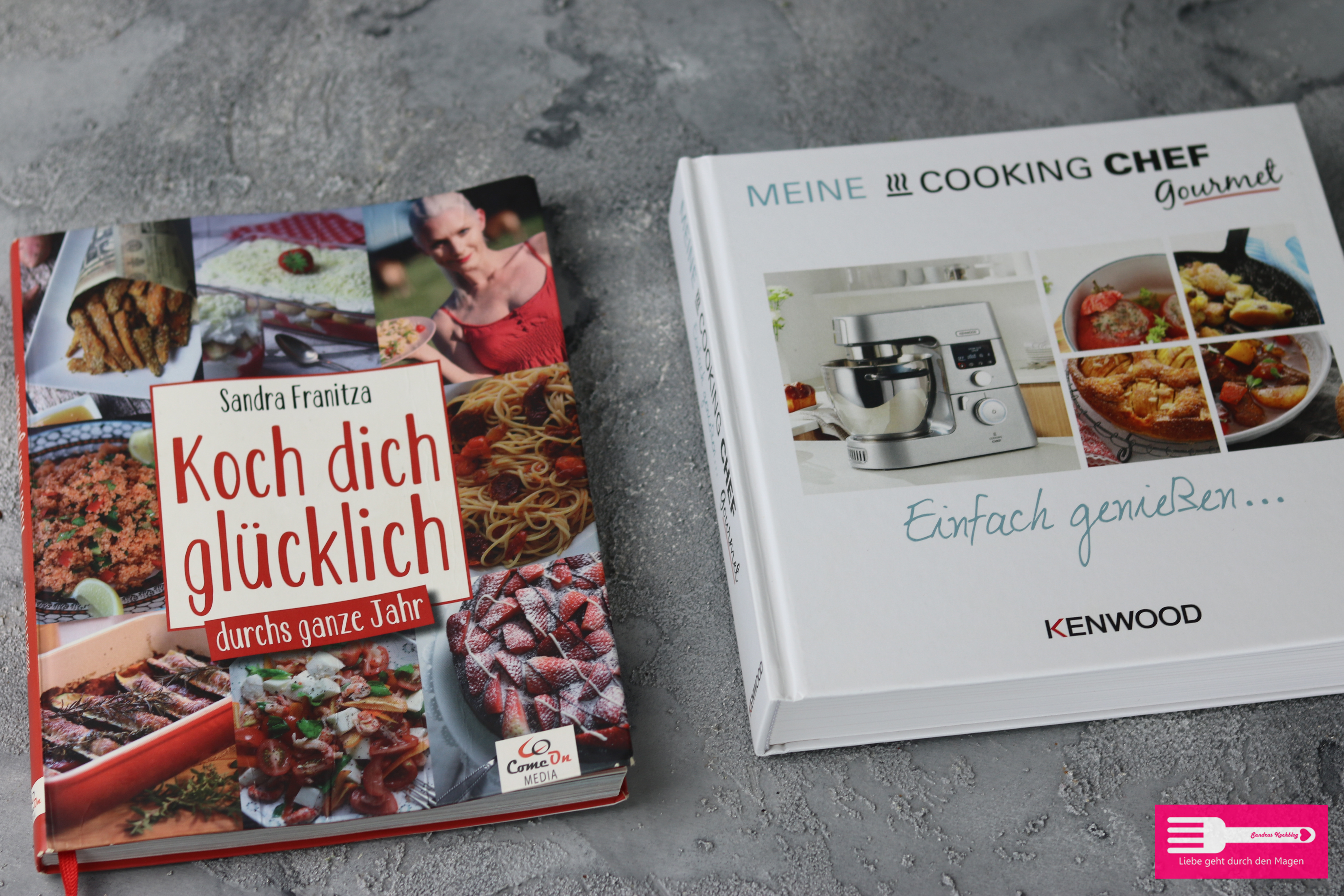 Im Paket enthalten: Mein Kochbuch und das Kochbuch von Kenwood, passend zur Cooking Chef