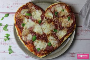 Pizzaherz Valentinstag Pizzateig ohne Gehen