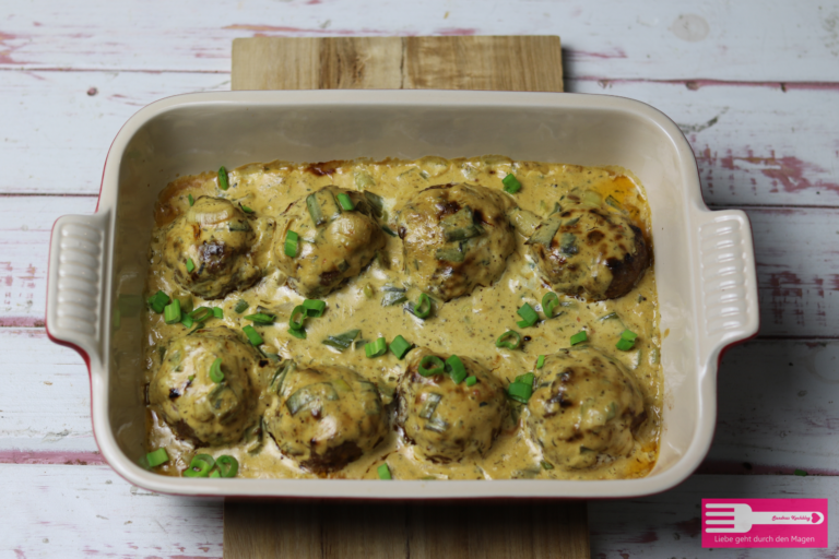 Ofenfrikadellen in Frühlingszwiebelsauce - Sandras Kochblog