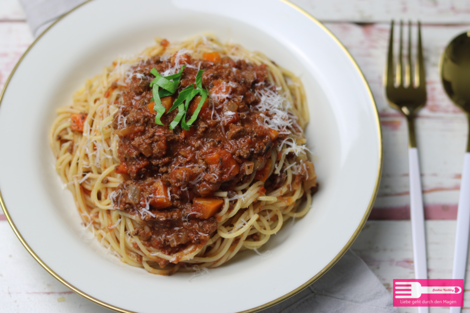 schnelle Spaghetti Bolognese - Sandras Kochblog